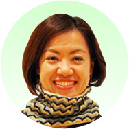 ピラティスインストラクター：辻川 容子先生