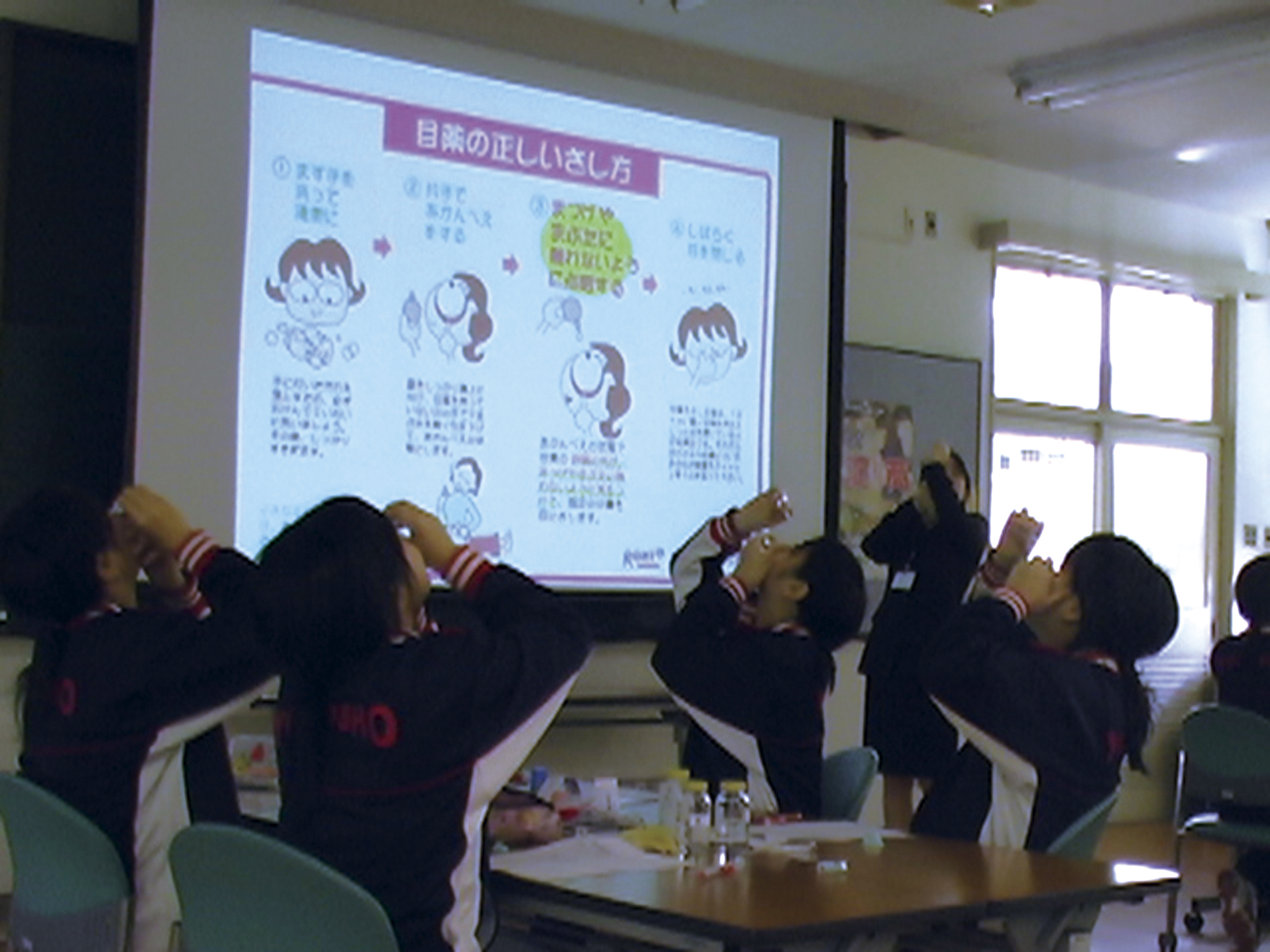 子どもたちに薬の正しい知識を知ってもらうために