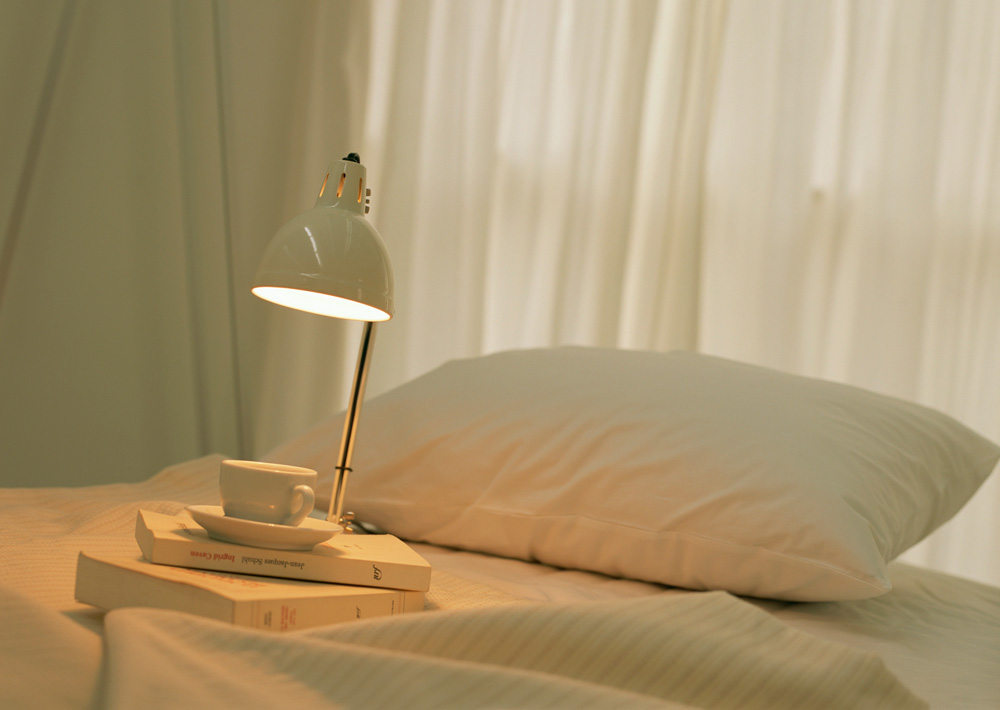 ベッドにスマホを持ち込まない！